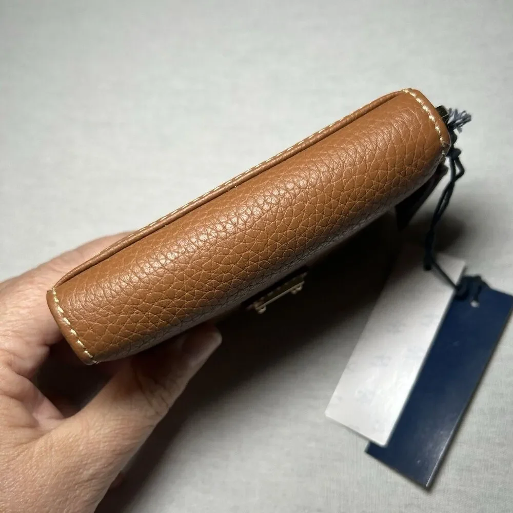 NWT Dooney & Bourke brown pebbled leather zip credit card wallet
